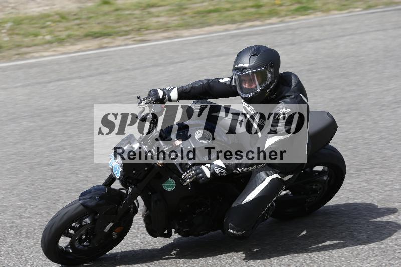 /09 19.04.2026  Caremotion get faster ADR/Gruppe gruen/76